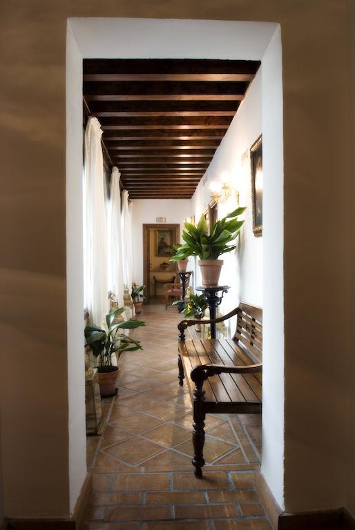 ホテル Carmen De Los Chapiteles グラナダ 部屋 写真