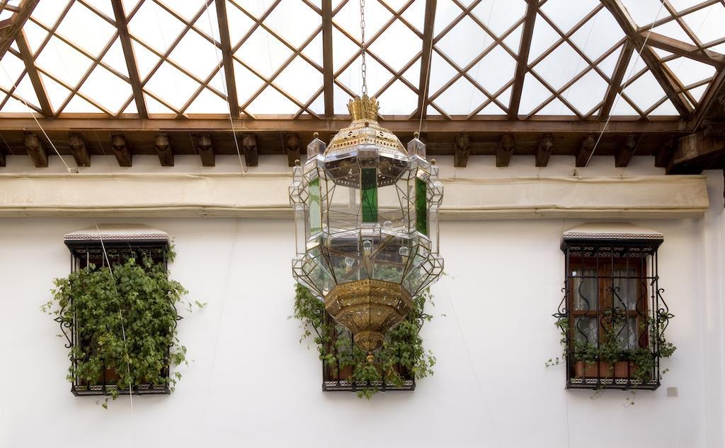 ホテル Carmen De Los Chapiteles グラナダ 部屋 写真